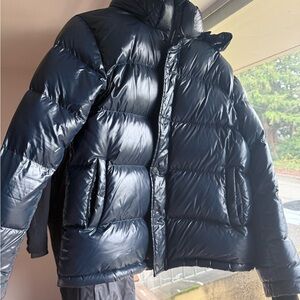 Aritzia SuperPuff in Navy